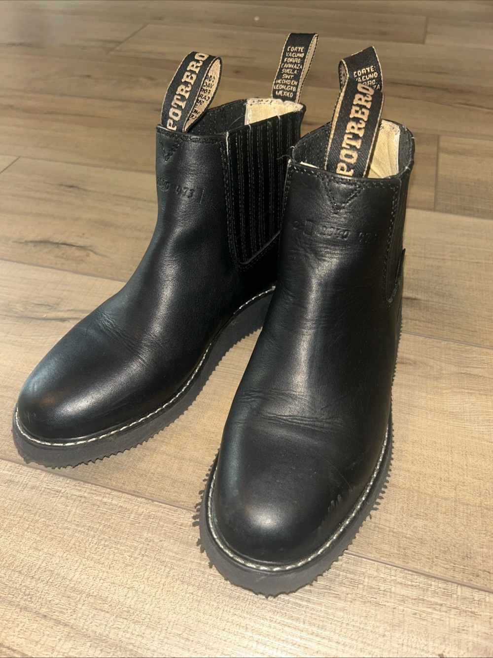 POTRERO Chealse Leather Boots Womens SZ 7 Black Classic Gothy Gorpcore Travel